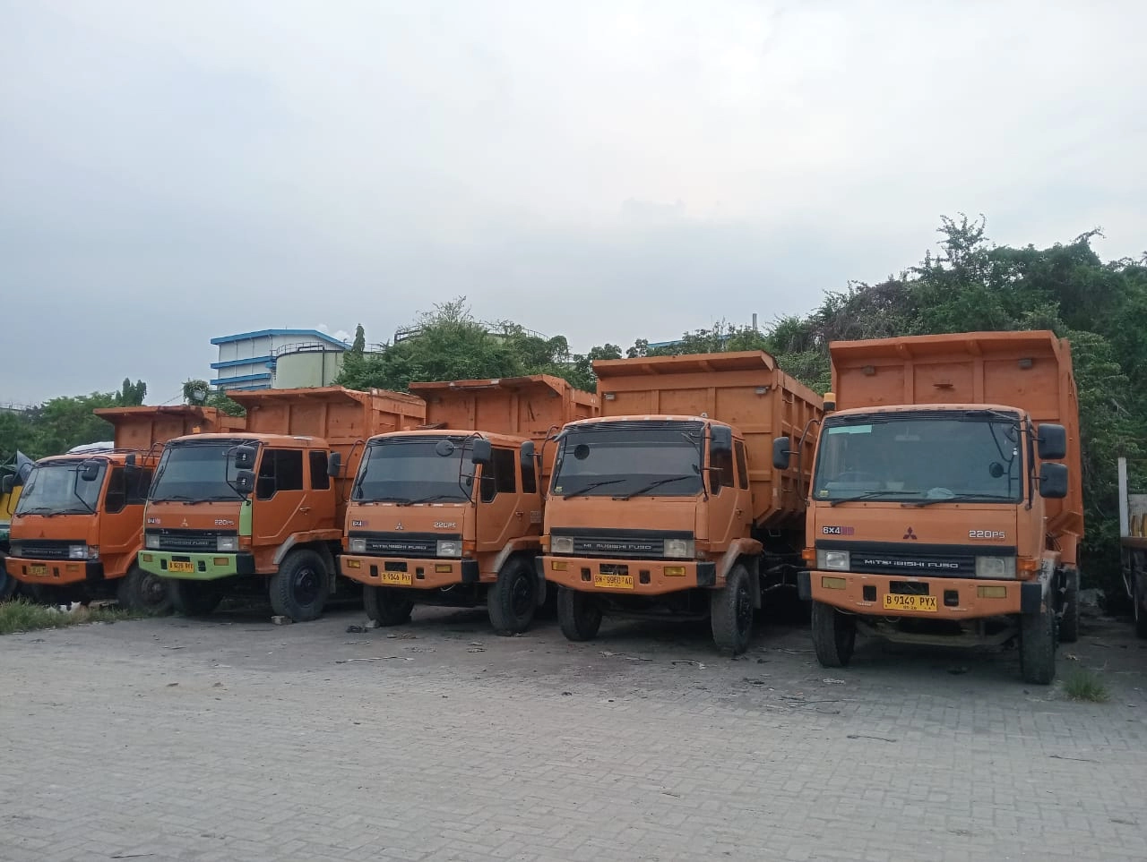 jual dump truck